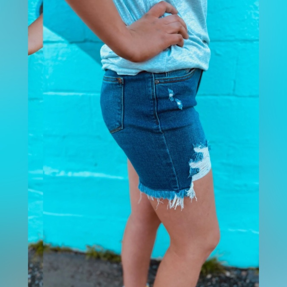 Judy Blue distressed frayed hem Denim Shorts